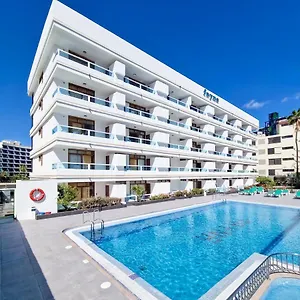 Ξενοδοχείο με διαμερίσματα Fayna 2*