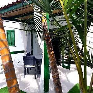 Tartanas 144 Playa Del Ingles, Jumbo Holiday home *