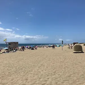 Lovers From In Sunny Gran Canaria Playa del Inglés
