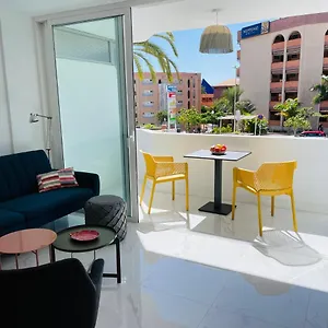 Top-apartment Near Yumbo Apartment *